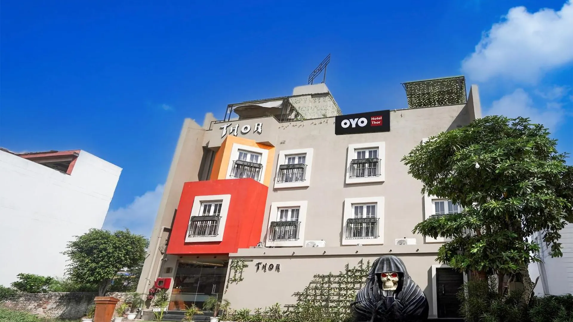 Hotel O Thor The Party World Agra  Agra (Uttar Pradesh)